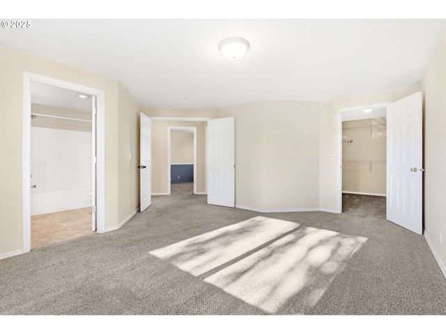 3818 LONG RIDGE Dr, Springfield, OR 97478