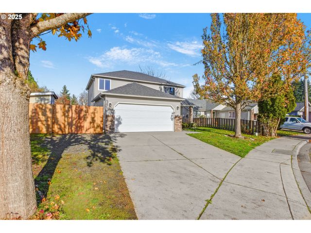 3818 LONG RIDGE Dr, Springfield, OR 97478