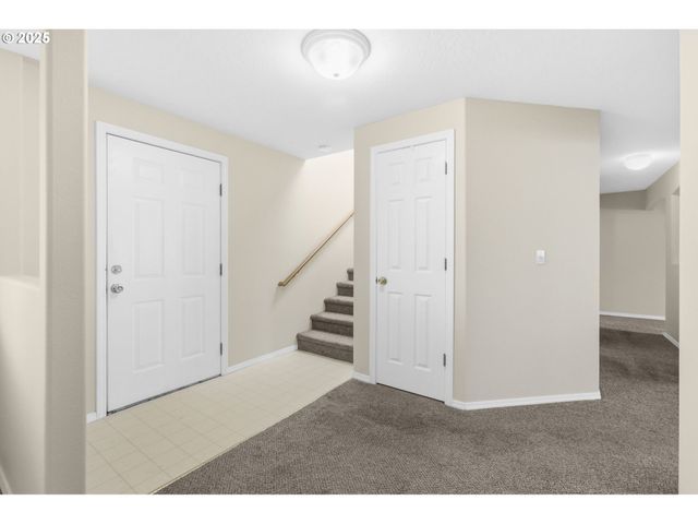 3818 LONG RIDGE Dr, Springfield, OR 97478