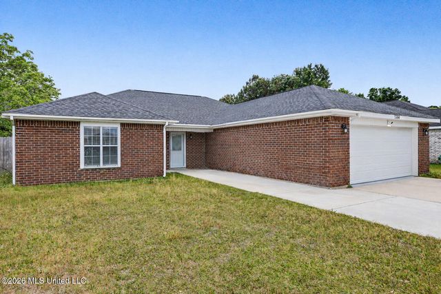 3304 N 8th Street, Ocean Springs, MS 39564