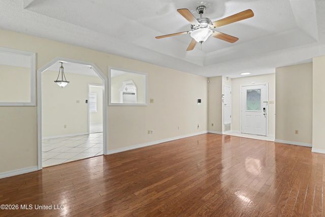 3304 N 8th Street, Ocean Springs, MS 39564