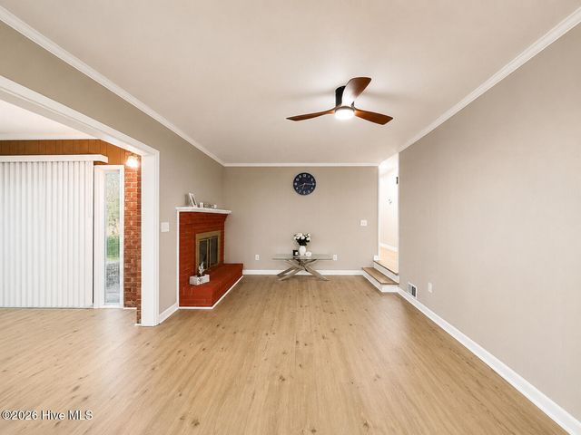 3202 College Road S, Wilmington, NC 28412