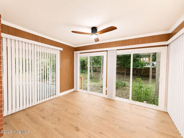 3202 College Road S, Wilmington, NC 28412