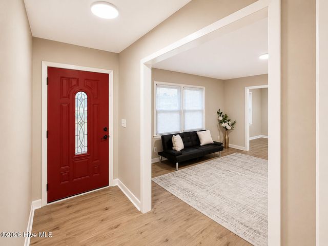 3202 College Road S, Wilmington, NC 28412