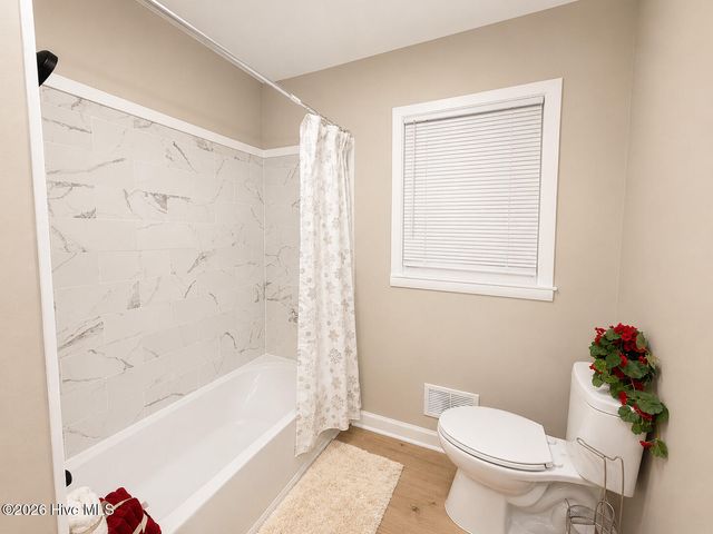 3202 College Road S, Wilmington, NC 28412