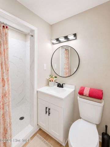 3202 College Road S, Wilmington, NC 28412