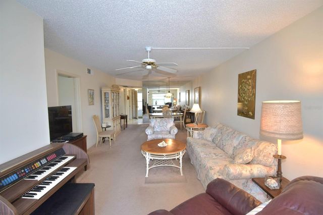 948 VIRGINIA STREET 210, Dunedin, FL 34698