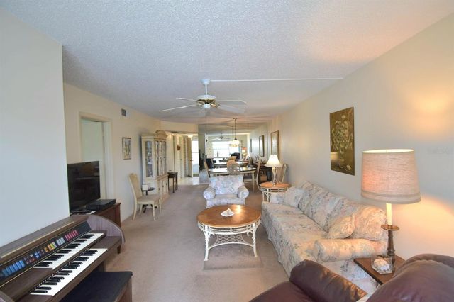 948 VIRGINIA STREET 210, Dunedin, FL 34698