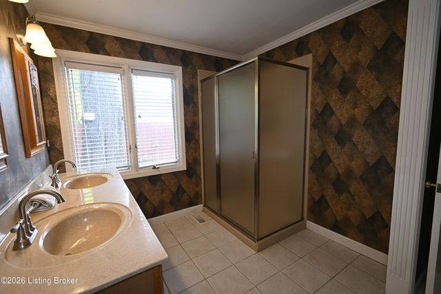 115 Blue Ridge Rd, Louisville, KY 40223