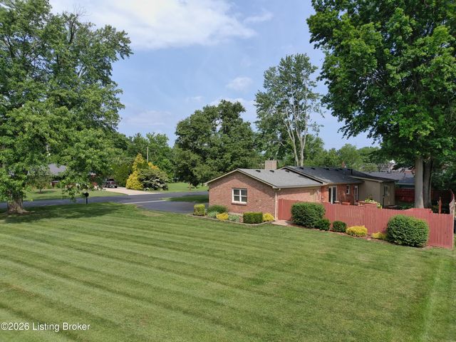 115 Blue Ridge Rd, Louisville, KY 40223