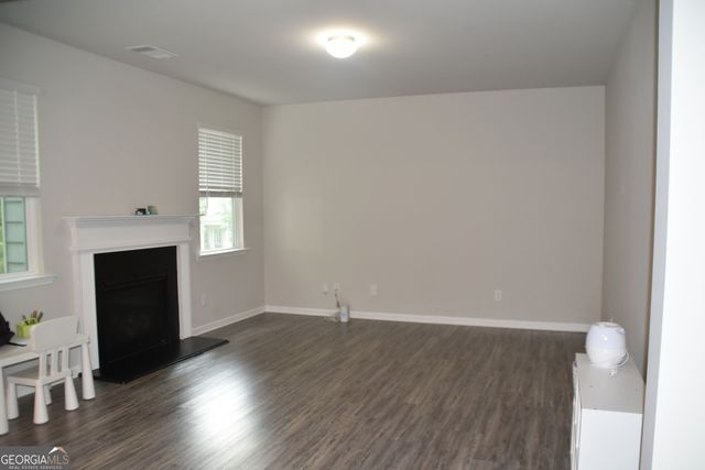 200 Mirage Drive, Dallas, GA 30157