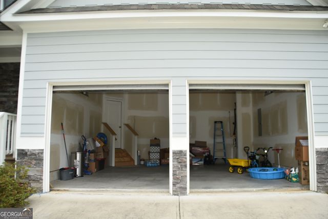 200 Mirage Drive, Dallas, GA 30157