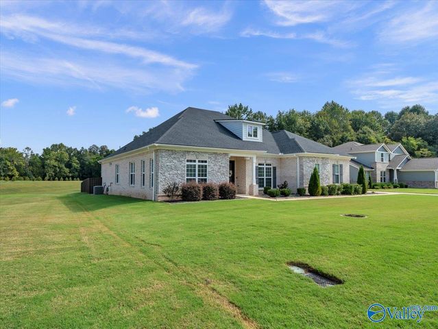 303 Merrydale Drive, Huntsville, AL 35811