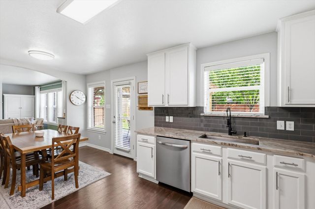 5908 Brookside Drive, Denton, TX 76226