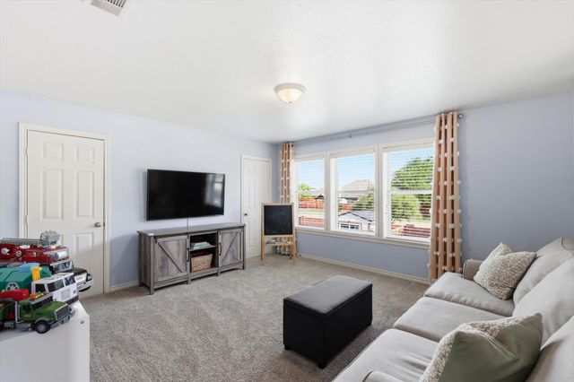 5908 Brookside Drive, Denton, TX 76226