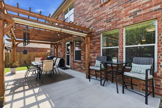 5908 Brookside Drive, Denton, TX 76226