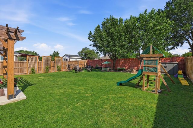 5908 Brookside Drive, Denton, TX 76226