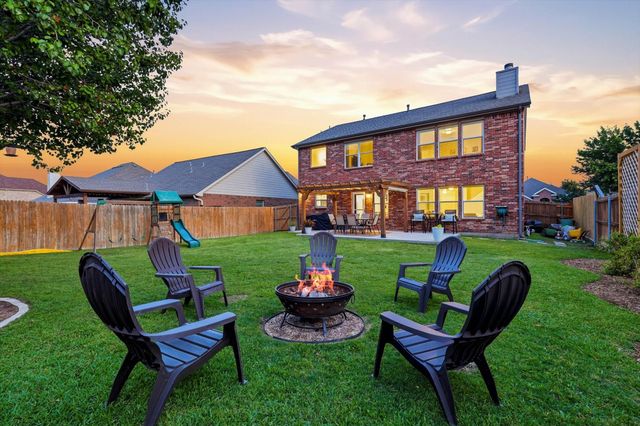 5908 Brookside Drive, Denton, TX 76226