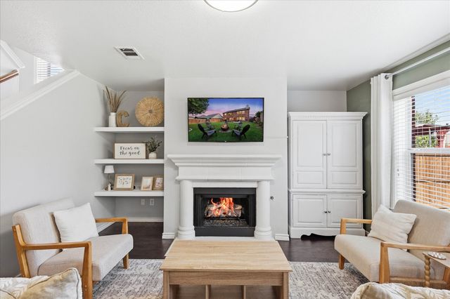 5908 Brookside Drive, Denton, TX 76226