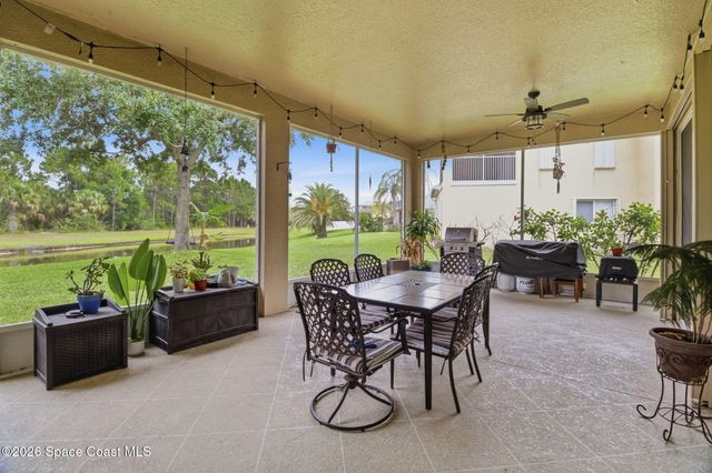 256 Brandy Creek Circle SE, Palm Bay, FL 32909
