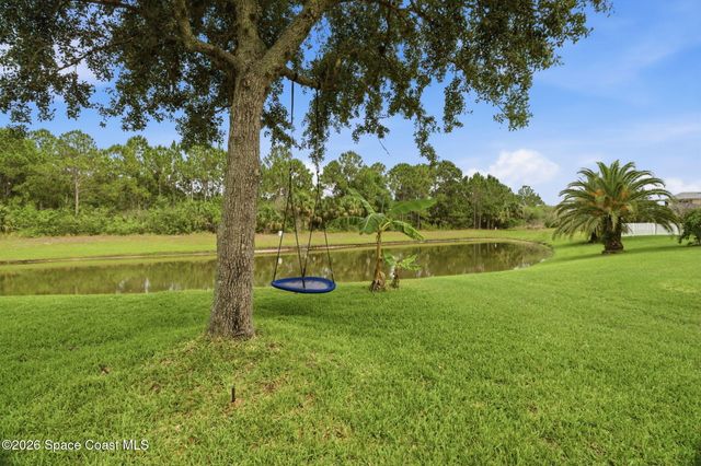 256 Brandy Creek Circle SE, Palm Bay, FL 32909