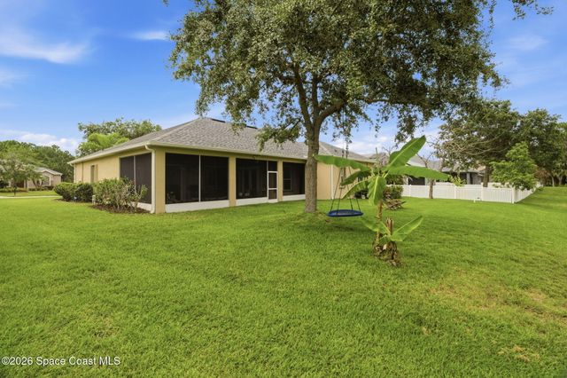 256 Brandy Creek Circle SE, Palm Bay, FL 32909