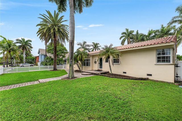 711 Tyler St, Hollywood, FL 33019
