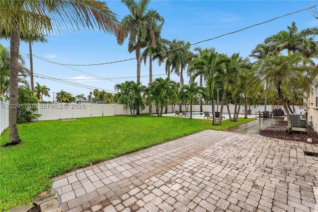 711 Tyler St, Hollywood, FL 33019
