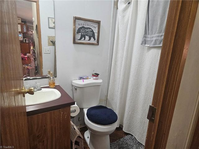 7014 Cain Forest Court, Walkertown, NC 27051