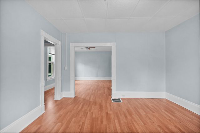 301 Spencer Street Ne, City Of Grand Rapids, MI 49505