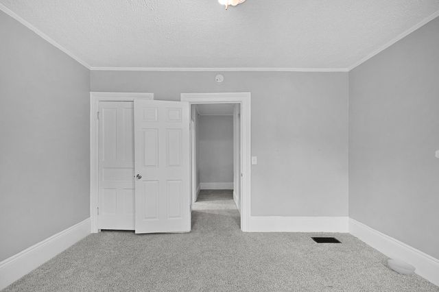 301 Spencer Street Ne, City Of Grand Rapids, MI 49505