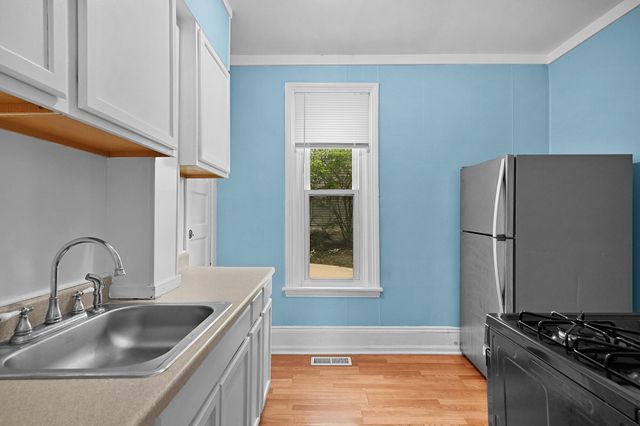 301 Spencer Street Ne, City Of Grand Rapids, MI 49505