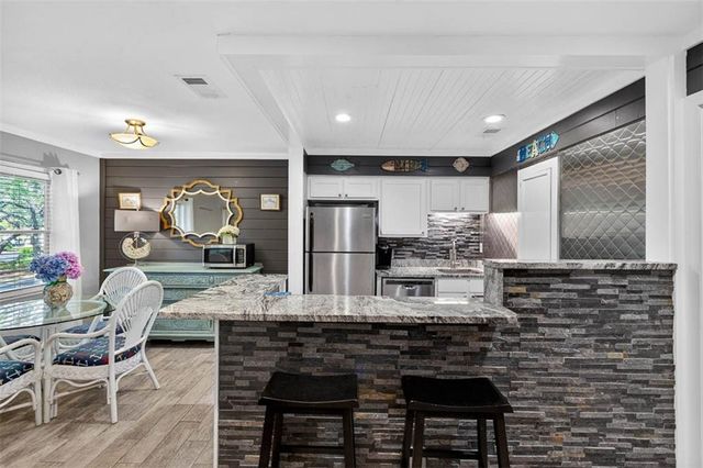 800 Mallery Street, 48, St. Simons Island, GA 31522