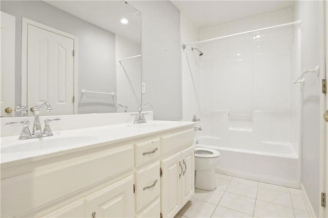 13236 Carter Street, Overland Park, KS 66213