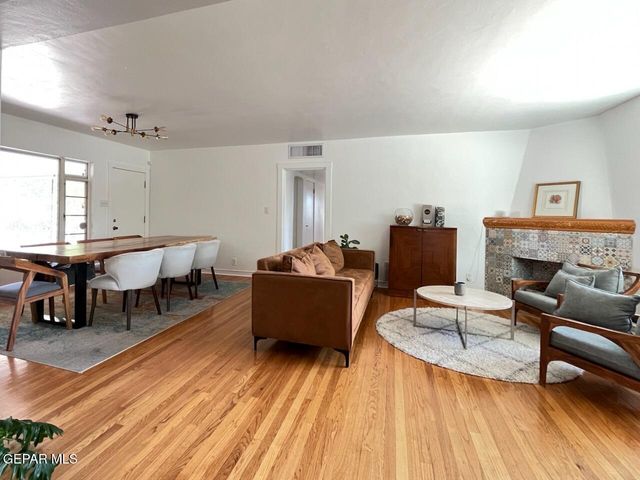 1200 STOCKWELL Lane, El Paso, TX 79902