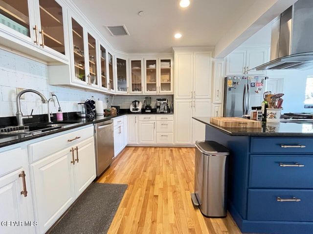 1200 STOCKWELL Lane, El Paso, TX 79902