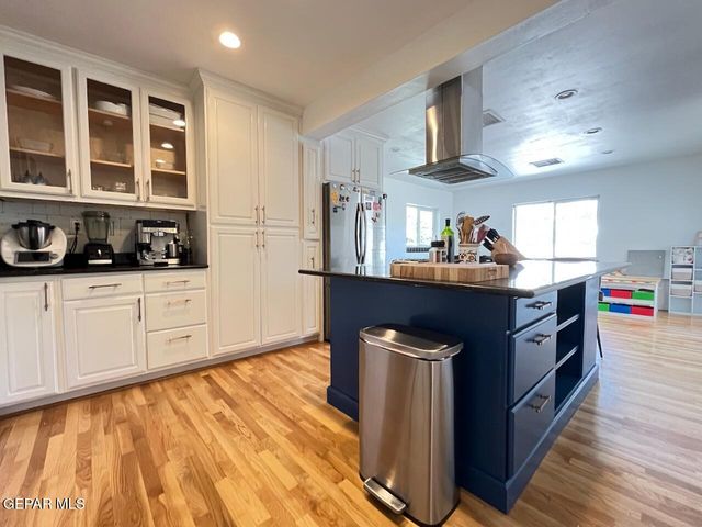 1200 STOCKWELL Lane, El Paso, TX 79902