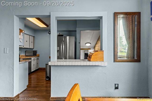 1032 Washington Avenue, Temperance, MI 48182