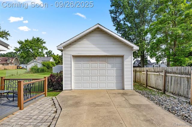 1032 Washington Avenue, Temperance, MI 48182