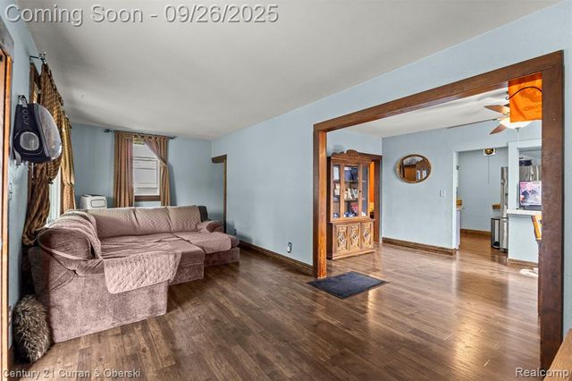 1032 Washington Avenue, Temperance, MI 48182