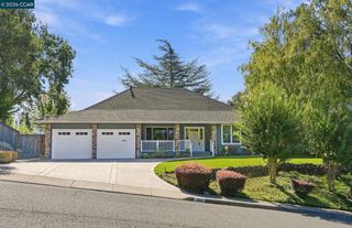 303 Calle La Mesa, Moraga, CA 94556