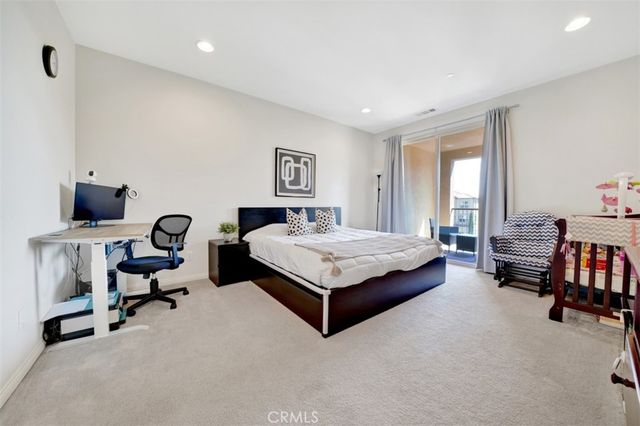 92 Capricorn, Irvine, CA 92618