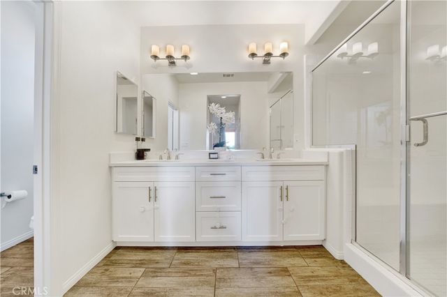 92 Capricorn, Irvine, CA 92618