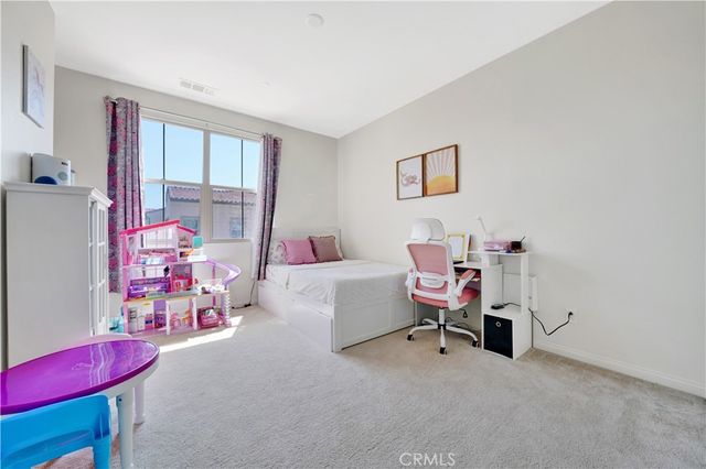 92 Capricorn, Irvine, CA 92618