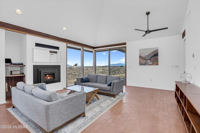 104 Douglas Lane, Sonoita, AZ 85637