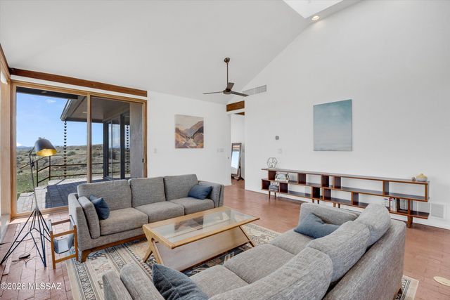 104 Douglas Lane, Sonoita, AZ 85637