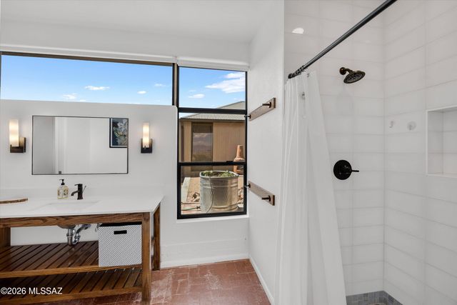 104 Douglas Lane, Sonoita, AZ 85637