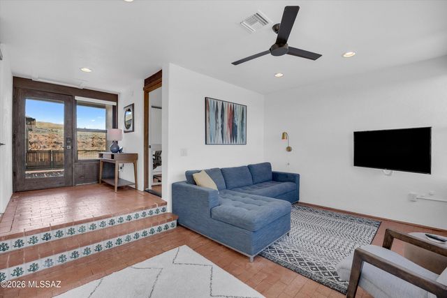 104 Douglas Lane, Sonoita, AZ 85637