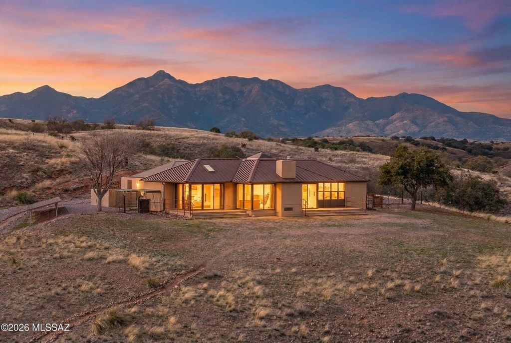 104 Douglas Lane, Sonoita, AZ 85637