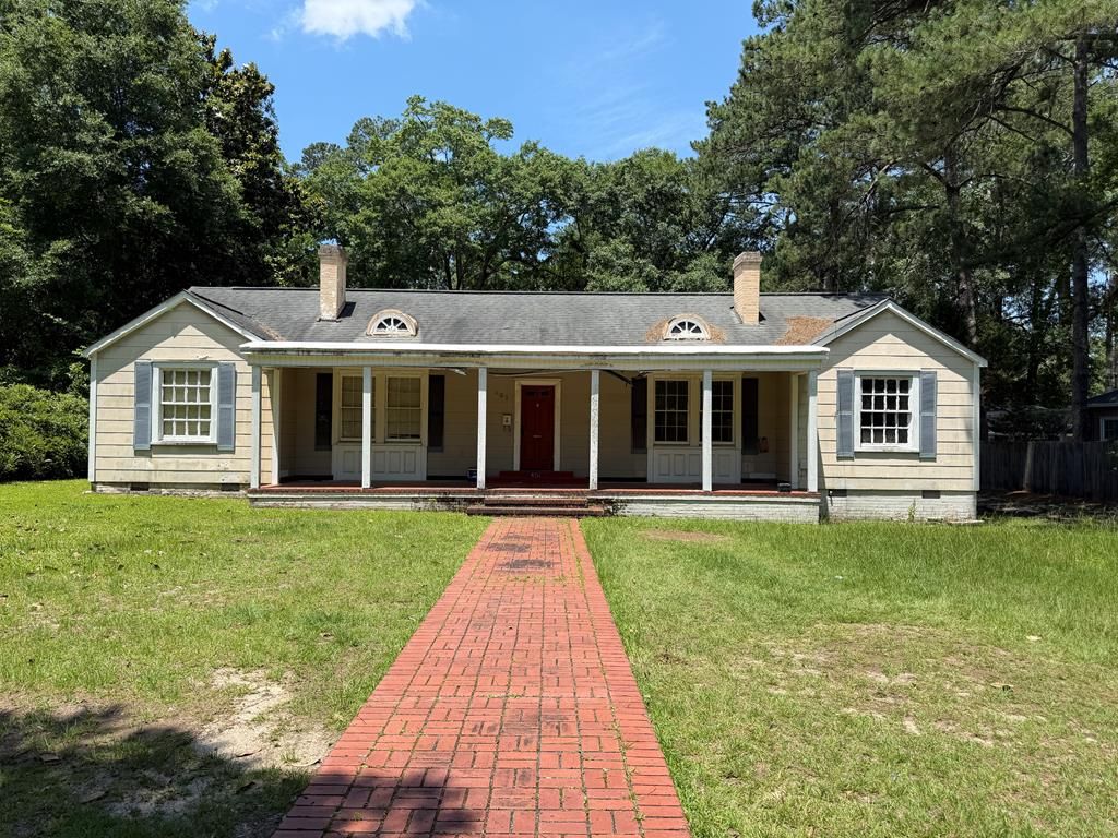 461 N Park Avenue, Dothan, AL 36303